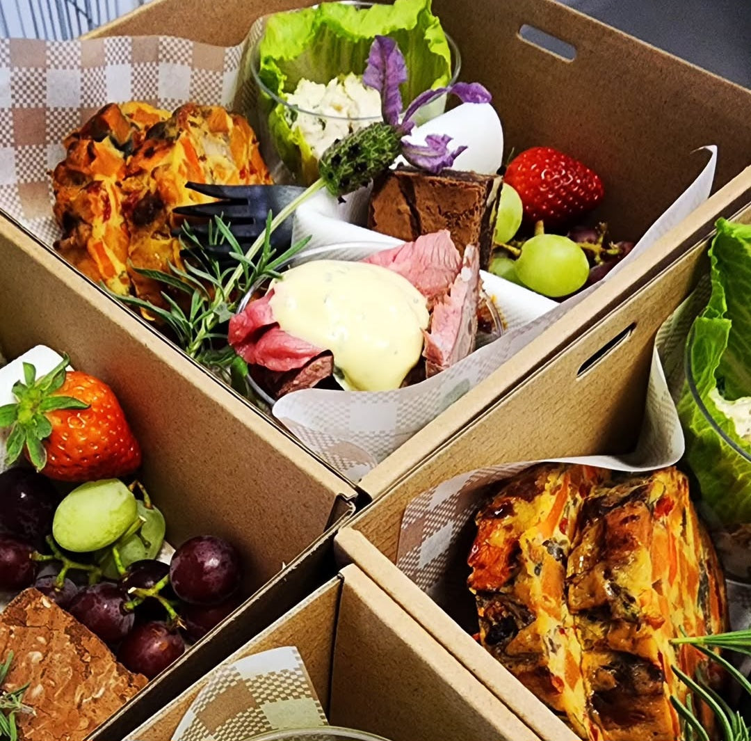Delivered Mansfield Races Hamper for One
